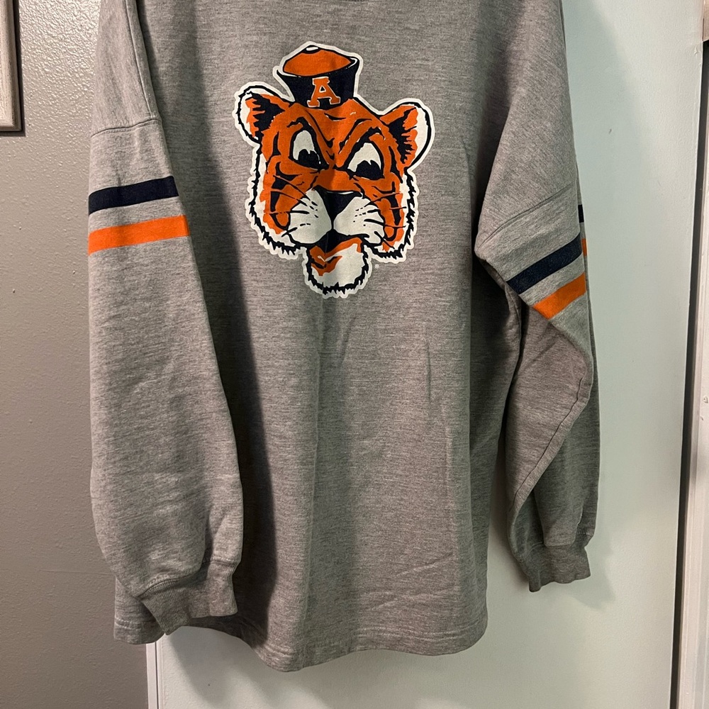 Women’s Auburn Sweatshirt XL